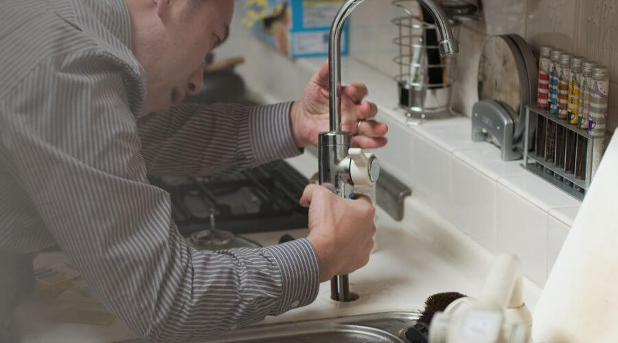 Professional Leak Detection Services in Home, KS